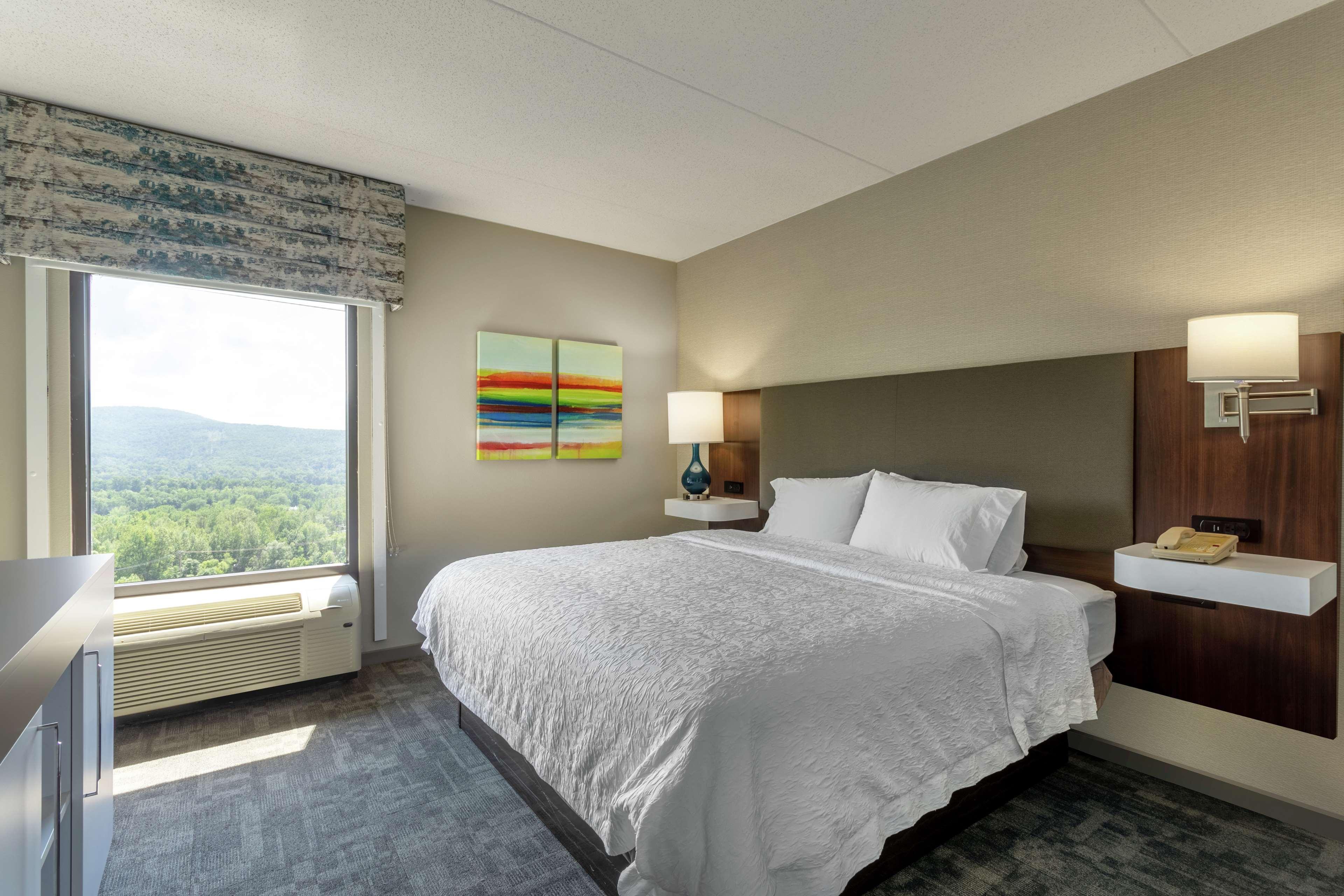 Hampton Inn Bedford Exteriör bild
