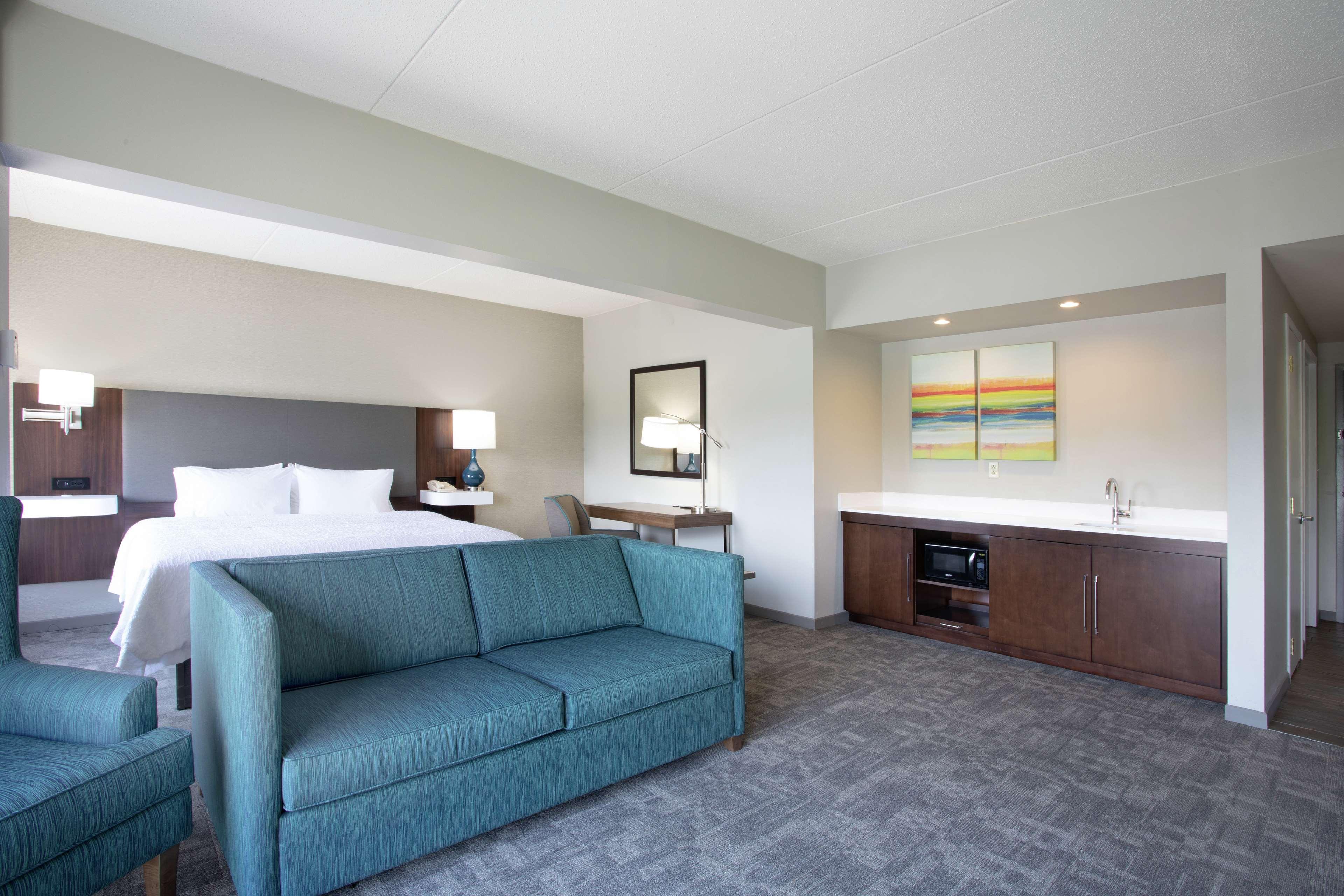 Hampton Inn Bedford Exteriör bild