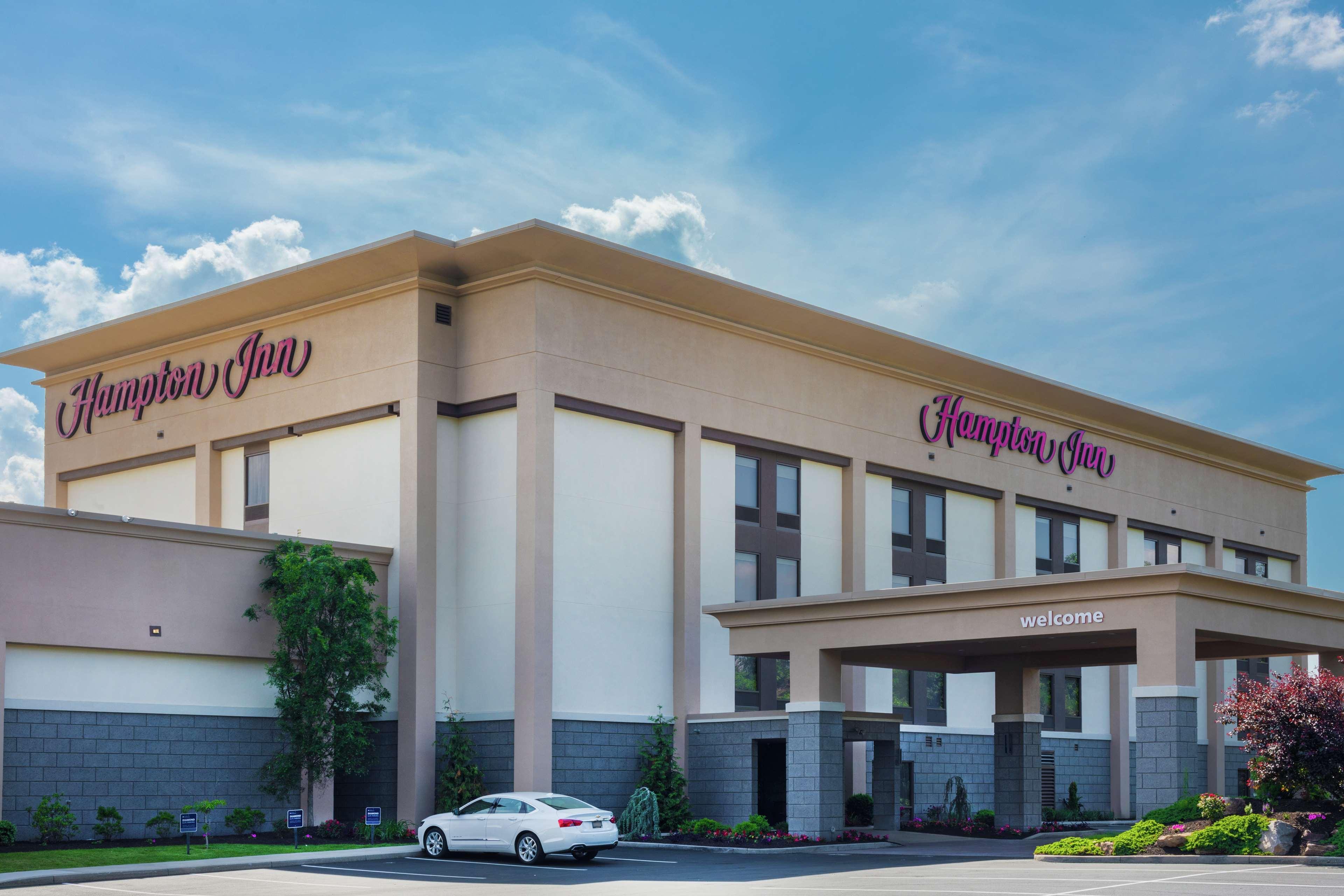 Hampton Inn Bedford Exteriör bild