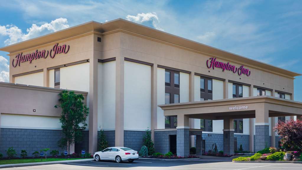 Hampton Inn Bedford Exteriör bild